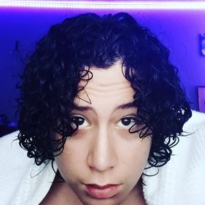 Meet your Posher, Josiah